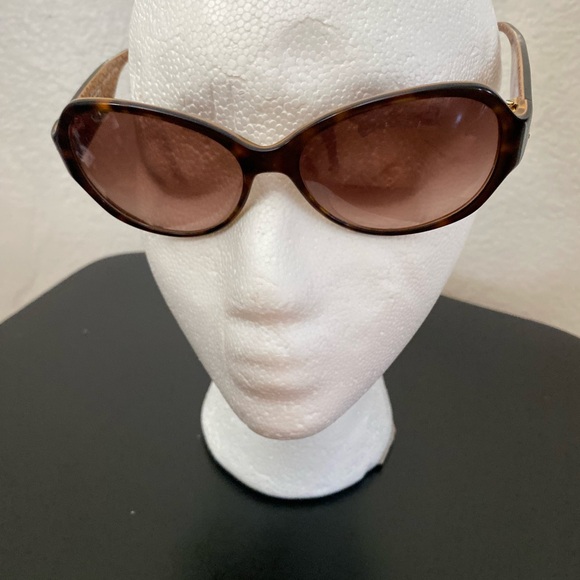 Coach Brown Tortoise Sunglasses - Picture 3 of 11